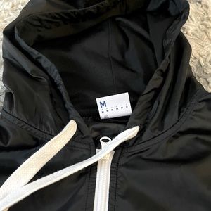 Reebok Men Black Windbreaker - Medium